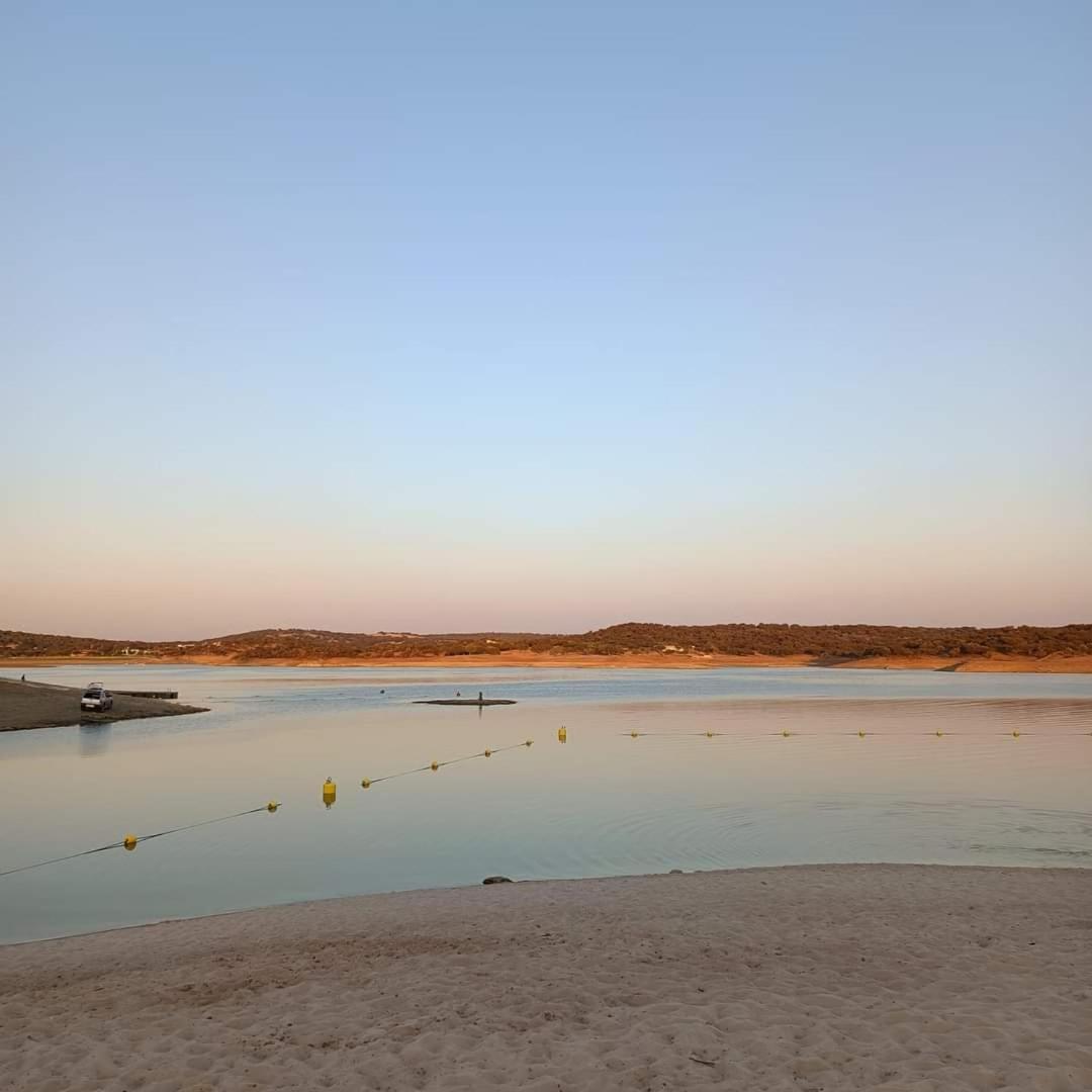 A Casa Do Mestre Lau - No Coracao Do Alentejo 特雷纳 外观 照片